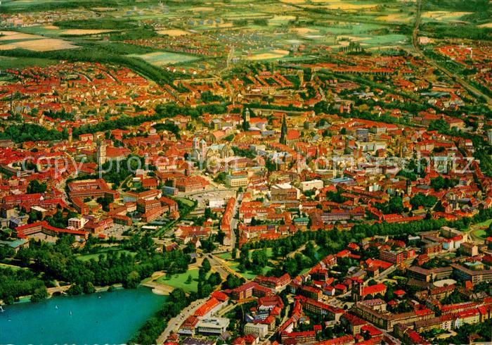 Muenster Westfalen Altstadt mit Promenade und Aasee Fliegeraufnahme