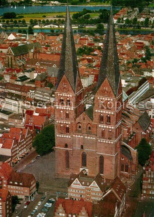 Luebeck Fliegeraufnahme mit St Marien