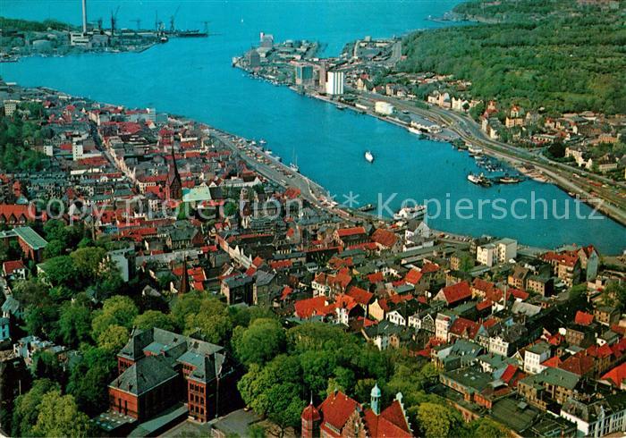 Flensburg Fliegeraufnahme mit Stadt und Foerde