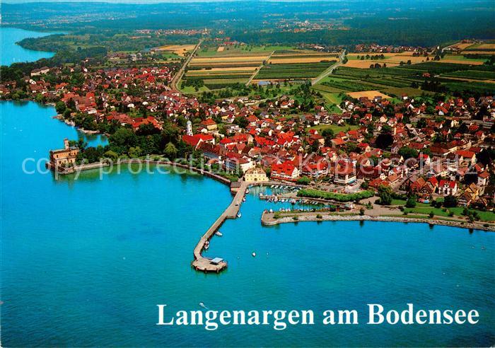 Langenargen Bodensee Fliegeraufnahme mit Hafen und Landesteg