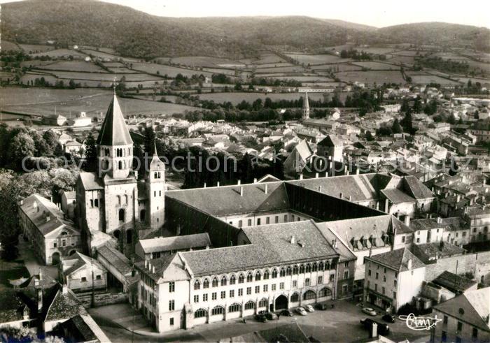 Cluny Abbaye Ecole des Arts et Metiers vue ae