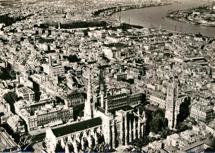 Bordeaux Cathedrale Saint Andre Tour Pey Berland Places des Quinconces et la Rad