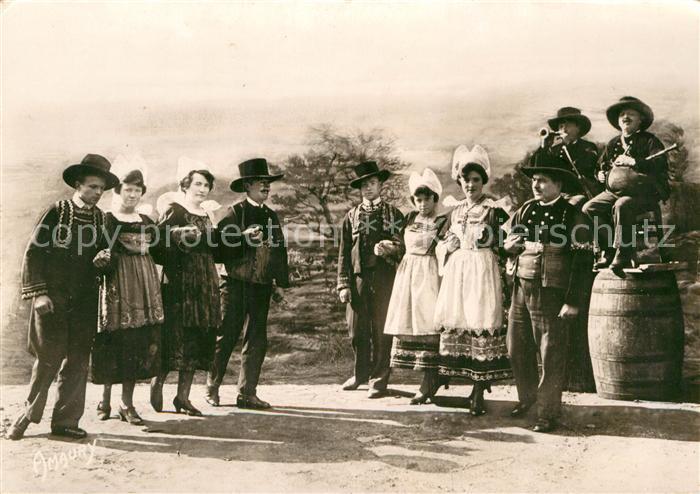 Pont-Aven Un pas de gavotte