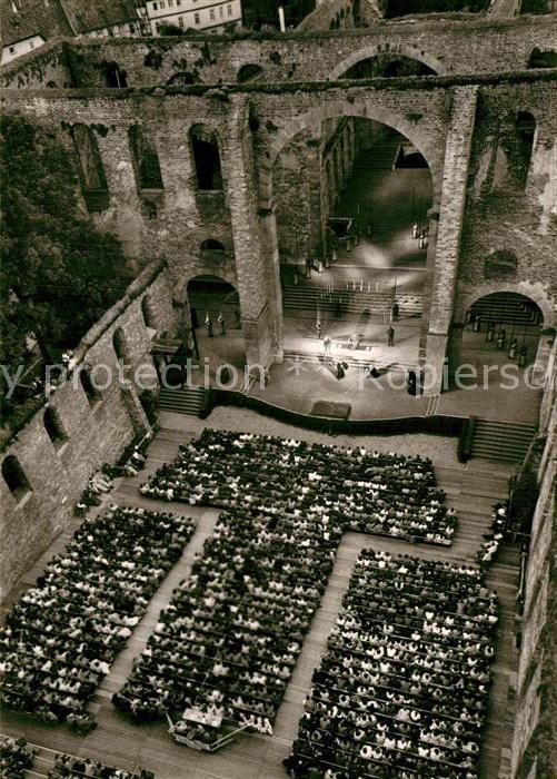 Bad Hersfeld Festspiele in der Stiftsruine Buehne Zuschauerraum