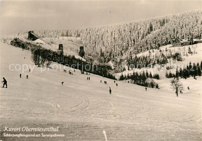 Oberwiesenthal Erzgebirge Schoenjungferngrund mit Sprungschanze
