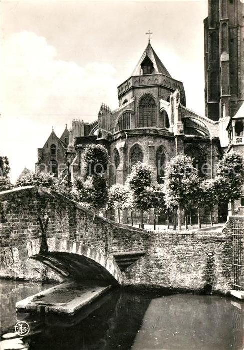 BRUGGE Bruges Belgie Brueckenpartie Kirche