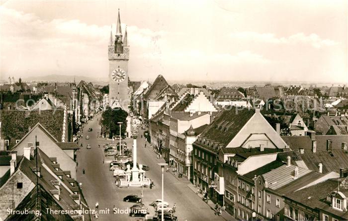 Straubing Theresienplatz mit Stadtturm
