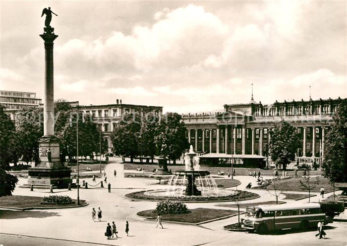 STUTTGART  CITY Schlossplatz mit Koenigsbau Jubilaeumssaeule Brunnen