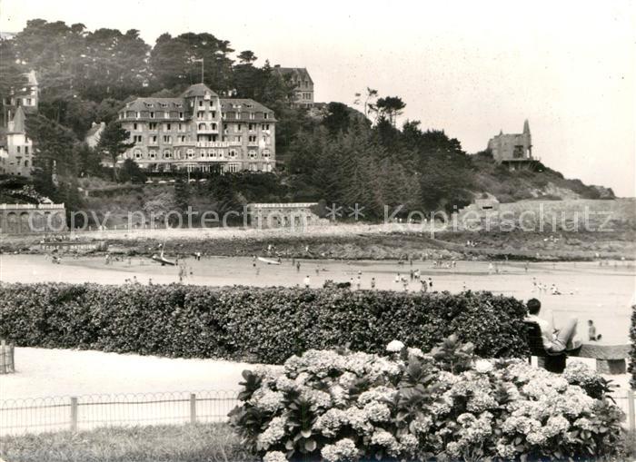 Perros-Guirec Plage de Trestraou La Roseraie