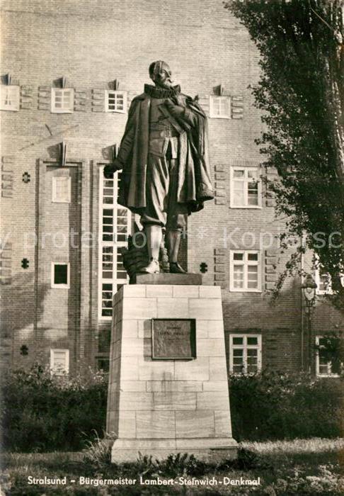 Stralsund Mecklenburg Vorpommern Buergermeister Lambert-Steinwich-Denkmal