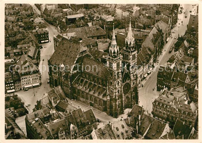NueRNBERG  CITY Lorenzkirche Fliegeraufnahme