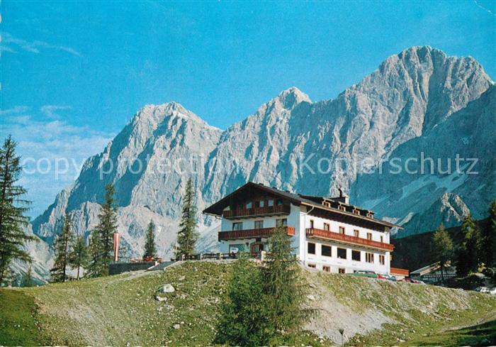 Tuerlwandhuette Talstation Dachsteinsuedwandbahn