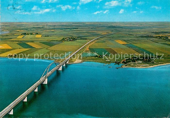 Fehmarnsund Fehmarnsundbruecke Vogelfluglinie Deutschland Daenemark Fliegeraufna