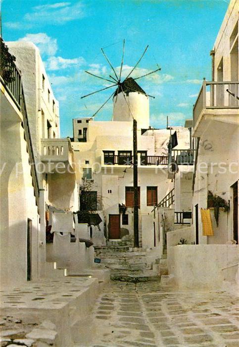 Mykonos Ortspartie mit Windmuehle