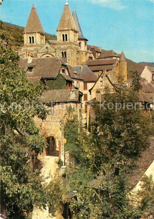 Conques Aveyron Echapee sur L_Eglise Ste Foy