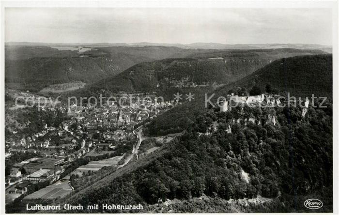 Bad Urach Luftkurort mit Hohenurach Schwaebische Alb Fliegeraufnahme
