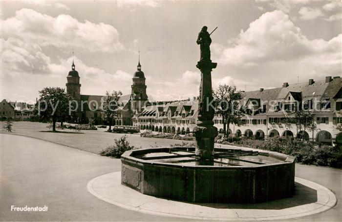 FREUDENSTADT BW Marktplatz Brunnen