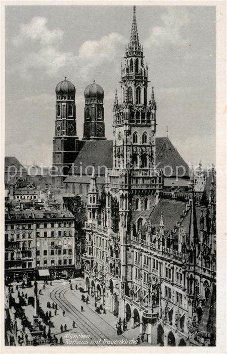 Muenchen Bayern Rathaus mit Frauenkirche