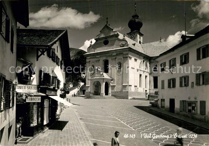 Ortisei St Ulrich Ortsmotiv mit Kirche