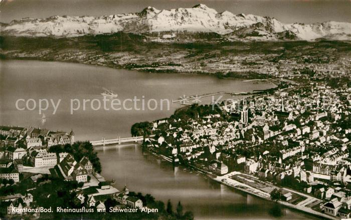 Konstanz Bodensee Rheinausfluss mit Schweizer Alpen Fliegeraufnahme