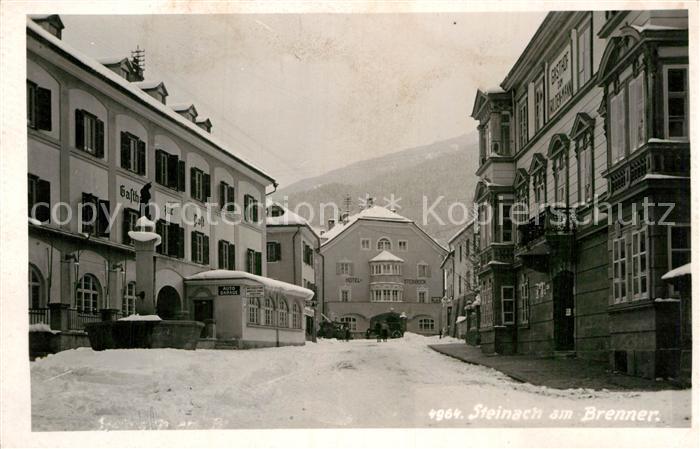 Steinach Brenner Tirol Innenstadt Gasthaus zur Post Brunnen im Winter