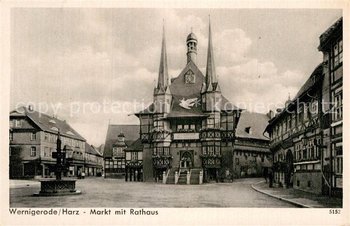 Wernigerode Harz Markt mit Rathaus Brunnen Altstadt Fachwerkhaeuser