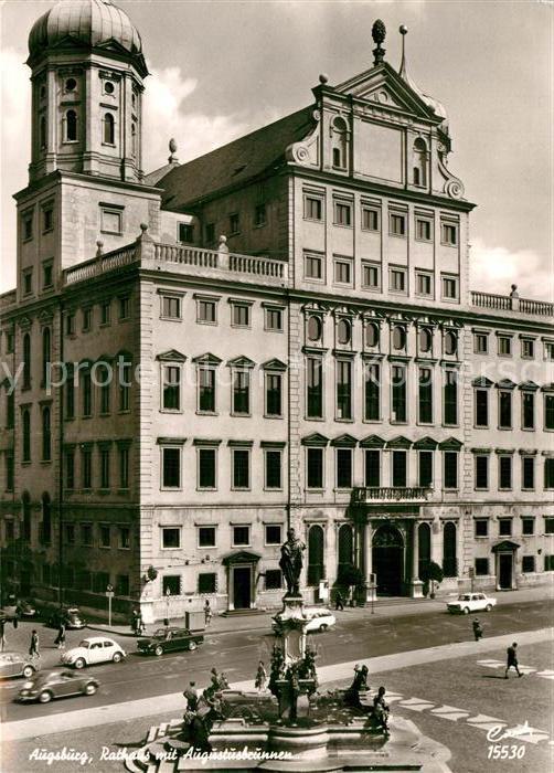 Augsburg Rathaus mit Augustusbrunnen