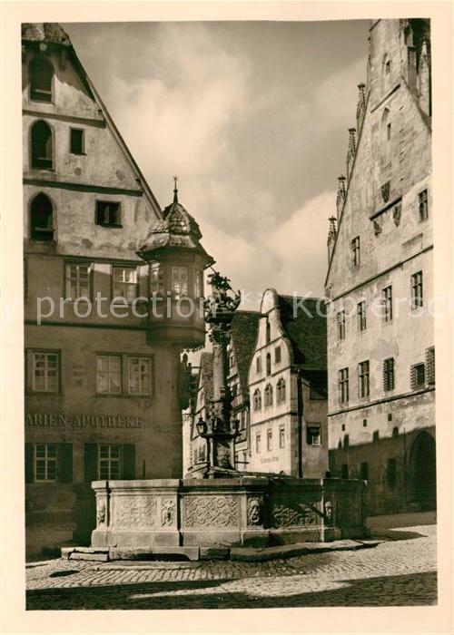 Rothenburg Tauber St Georgsbrunnen Altstadt Erker Apotheke