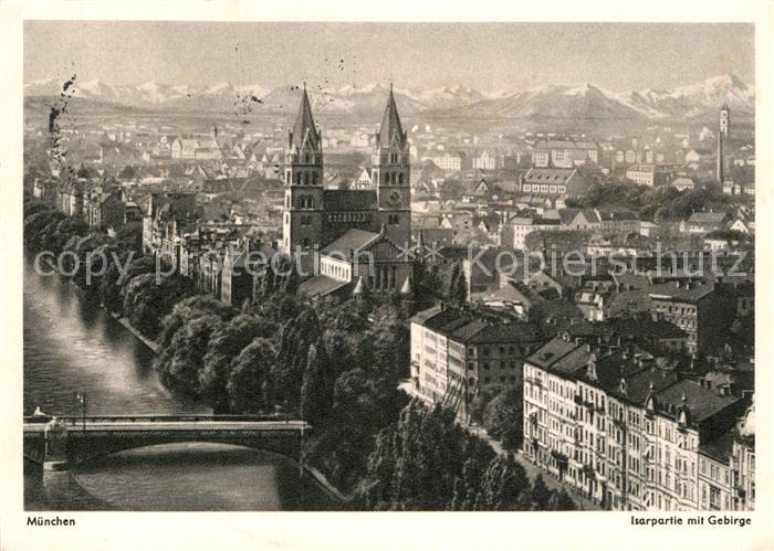 Muenchen Isarpartie mit Gebirge