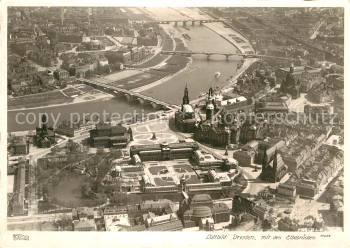 DRESDEN Elbe Fliegeraufnahme mit den Elbbruecken