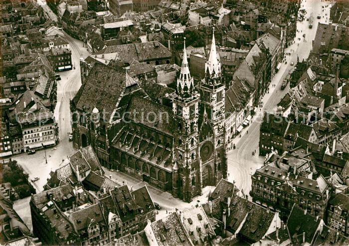 Nuernberg St Lorenzkirche Fliegeraufnahme