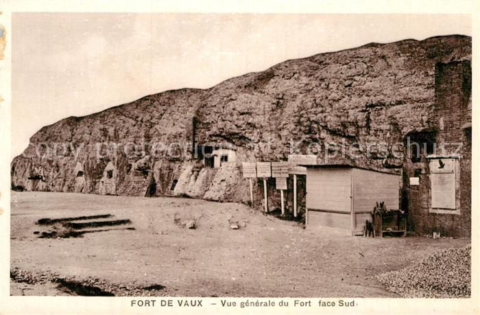 Fort de Vaux Vue generale du Fort face Sud