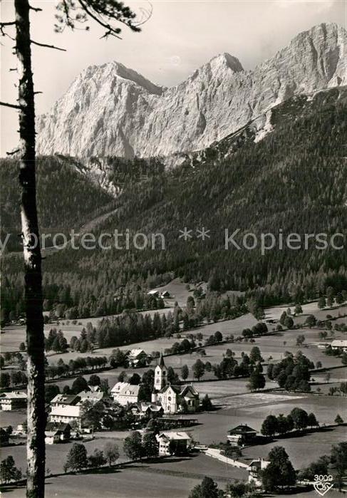 Ramsau Dachstein Steiermark Panorama mit Dachsteingebirge
