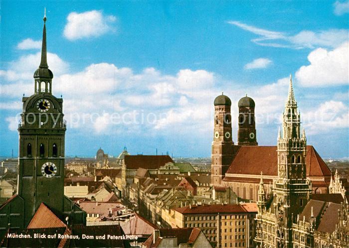 Muenchen Blick von der Heiliggeistkirche auf die Stadt Frauenkirche