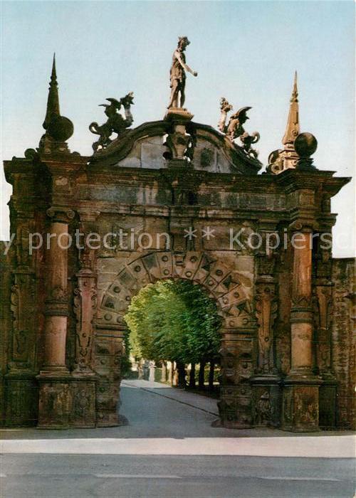 Bueckeburg Schloss Schlosstor um 1601 Bekroenung Herkulesstatue