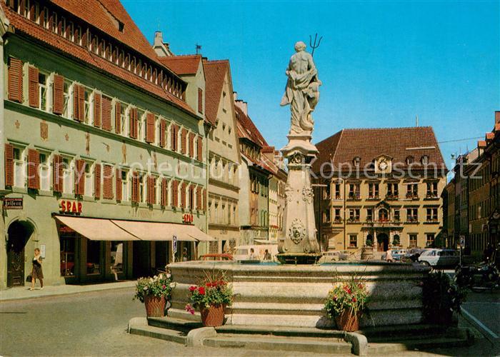 Kaufbeuren Neptunbrunnen und Rathaus
