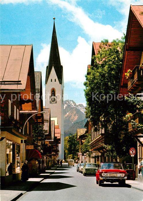 Oberstdorf Kirchstrasse mit Kirche
