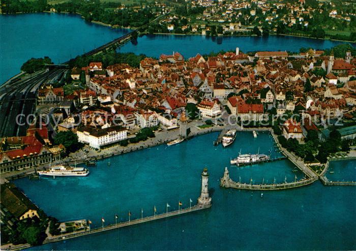 Lindau Bodensee Fliegeraufnahme mit Hafen Einfahrt