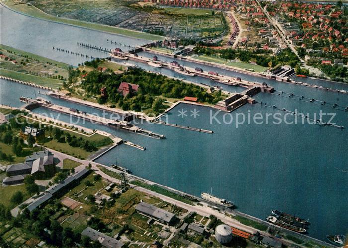 Brunsbuettelkoog Fliegeraufnahme Schleusenanlagen