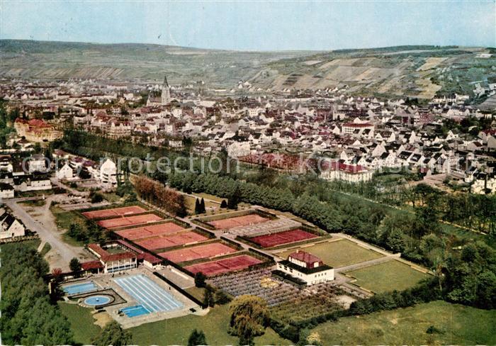 Bad Neuenahr-Ahrweiler Schwimmbad und Tennisplaetze am Lennepark Fliegeraufnahme