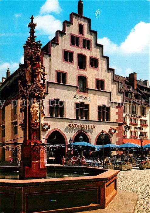 Freiburg Breisgau Fischerbrunnen mit Kornhaus