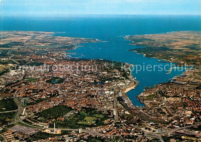 KIEL  CITY Stadtblick mit Ostsee Foerde Fliegeraufnahme