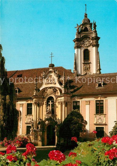 Duernstein Wachau Stiftskirche Kirchenportal Turm