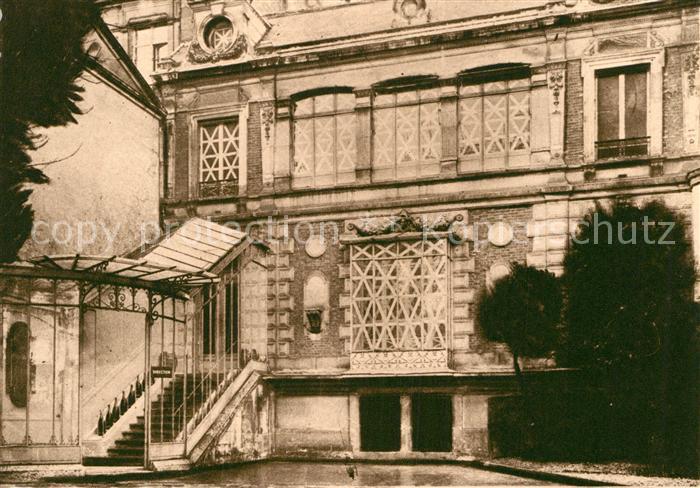 Paris Succursale Champagne Pommery and Greno