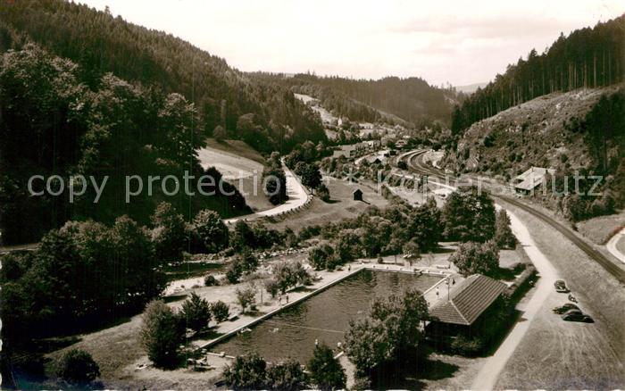 Schoenmuenzach Fliegeraufnahme Freischwimmbad