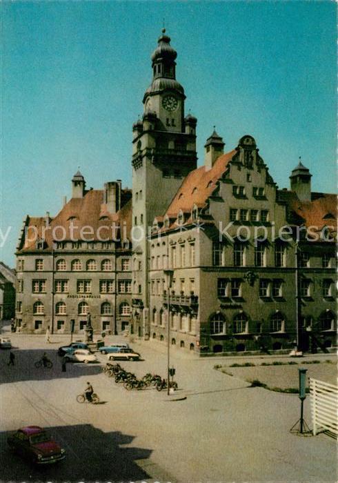 Doebeln Roter Platz mit Rathaus