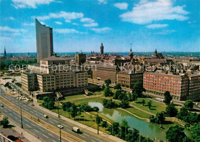 LEIPZIG Sachsen Stadtblick mit Oper und Hochhaus der Karl Marx Universitaet