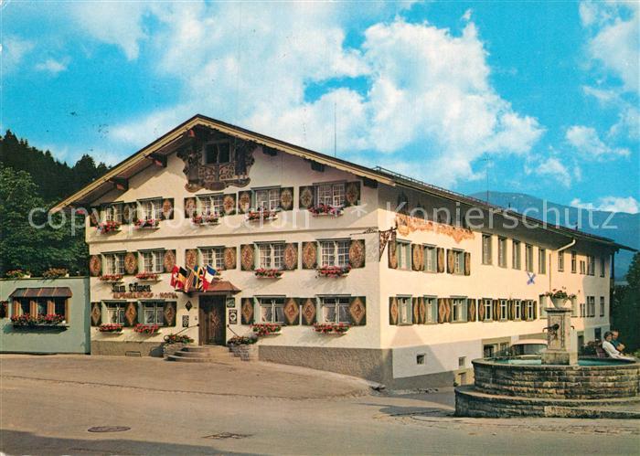 Oberstaufen Oberallgaeu Bayern Alpengasthof Hotel Zum Loewen Brunnen