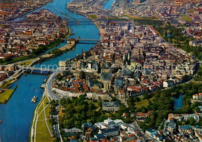 BREMEN  CITY Stadtzentrum Fliegeraufnahme