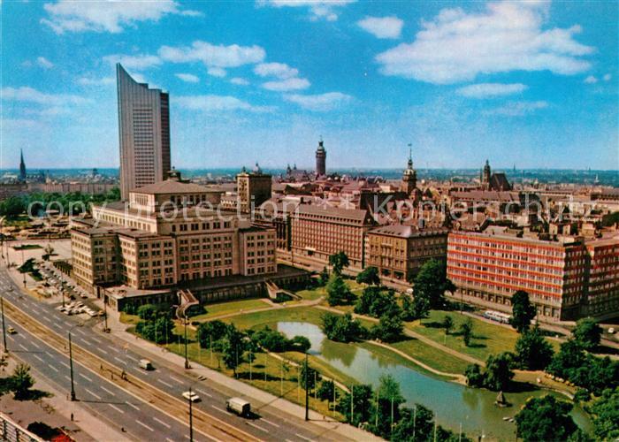 LEIPZIG Sachsen Stadtblick mit Oper und Hochhaus der Karl Marx Universitaet